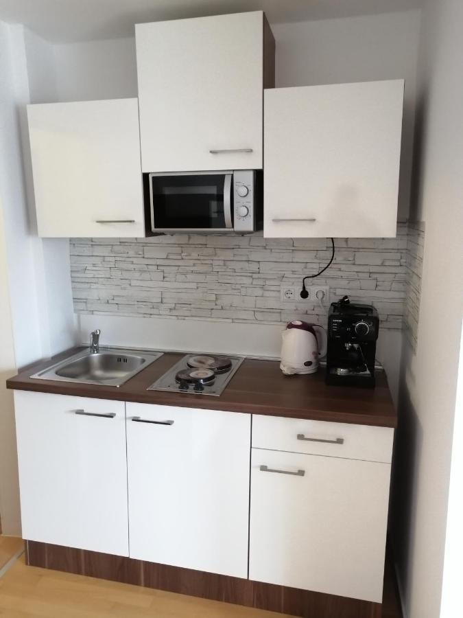 Apartments Ina 로가스카슬라티나 외부 사진
