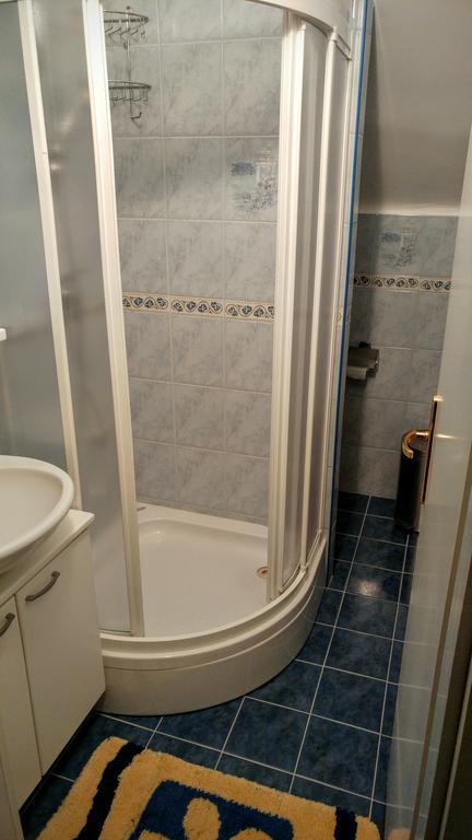 Apartments Ina 로가스카슬라티나 외부 사진
