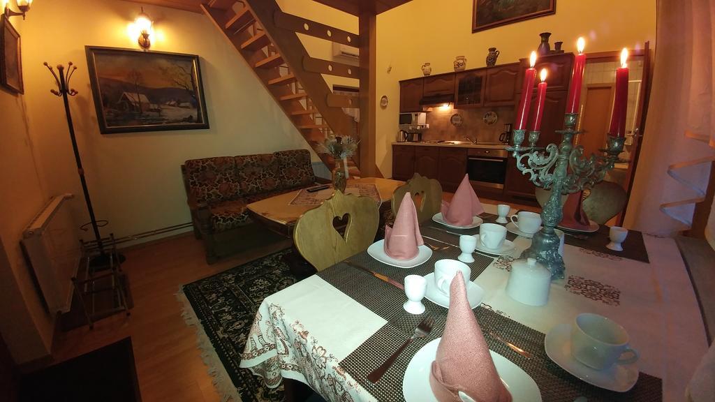 Apartments Ina 로가스카슬라티나 외부 사진