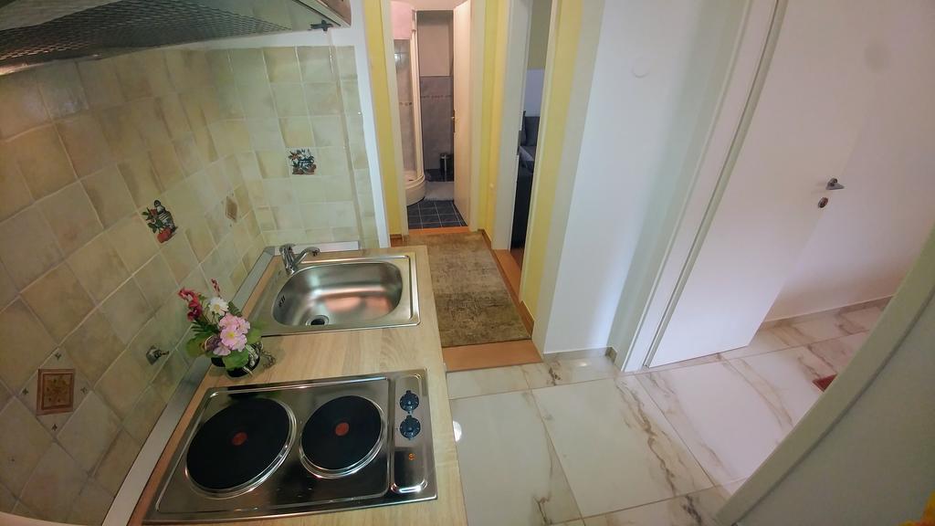 Apartments Ina 로가스카슬라티나 외부 사진