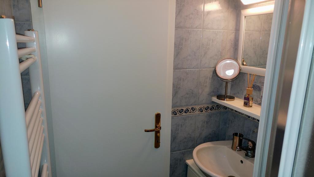 Apartments Ina 로가스카슬라티나 외부 사진